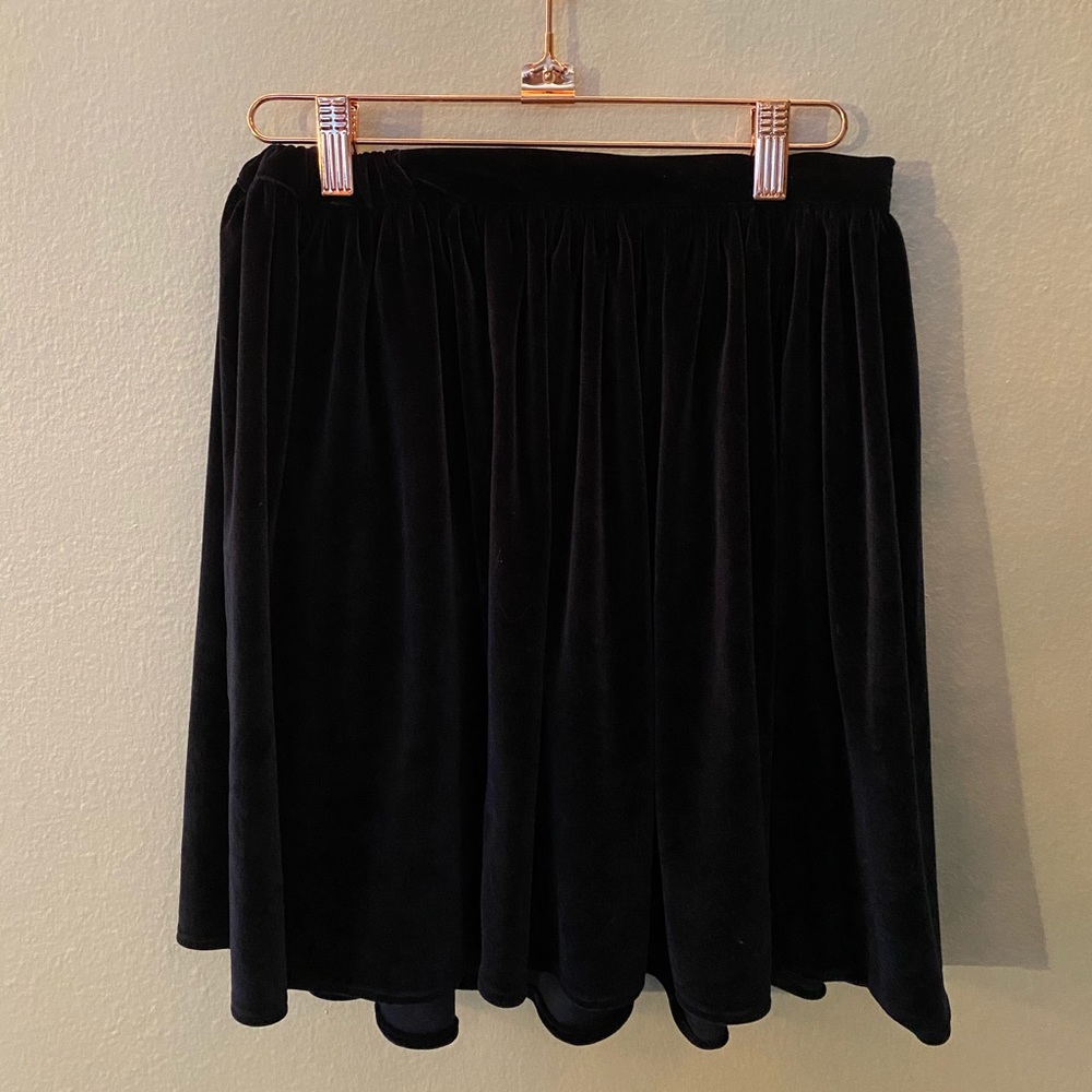 American Apparel Dark Blue Flouncy Velour skirt